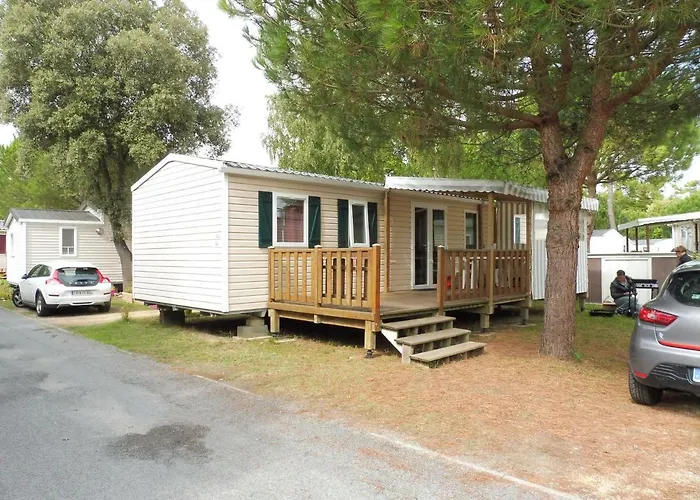 Camping Mobile Bois Dormant 4*